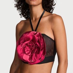 NWT Victoria's Secret
VERY SEXY
Blooming Rose Corset Top